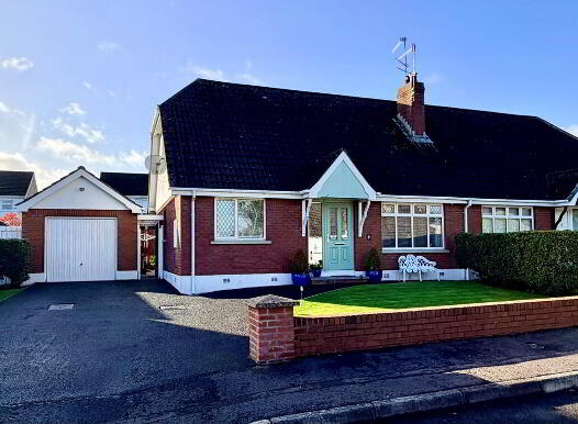 14 Kingsway Grove, Lurgan, BT66 7TE photo