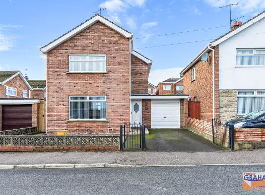 19 Parkland Avenue, Lisburn, BT28 3JP photo