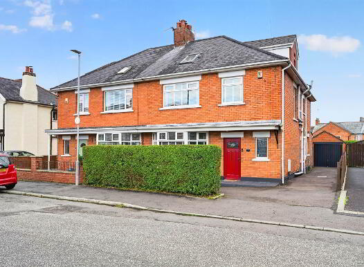 5 Upton Park, Upper Lisburn Road, Belfast, BT10 0LZ photo