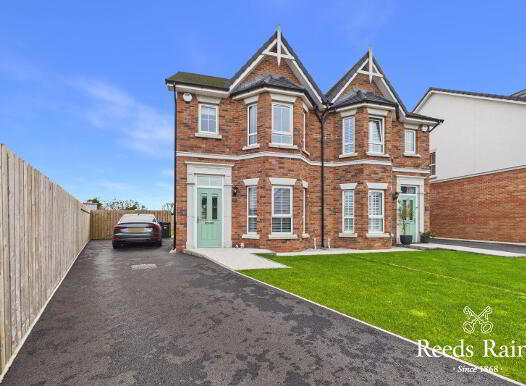 26 Rowanvale Crescent, Conlig, Newtownards, BT23 7HP photo