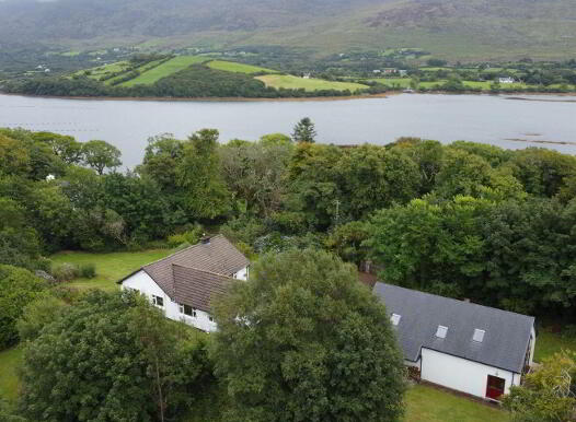 Reenavaude, Beara, Beara, P75VY40 photo