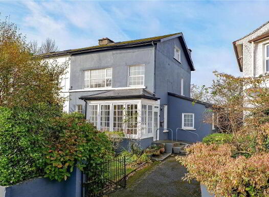 23 Lenaboy Park, Salthill, H91K0FD photo