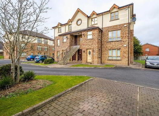 35 Woodrow Gardens, Saintfield, Ballynahinch, BT24 7WG photo