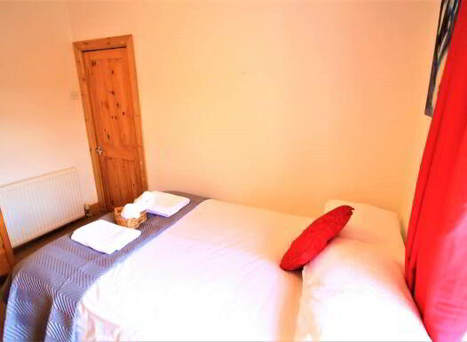 75 Donard Street, Belfast, BT6 8EJ photo