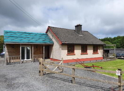 Cleen, Knockvicar, Boyle, F52YV18 photo