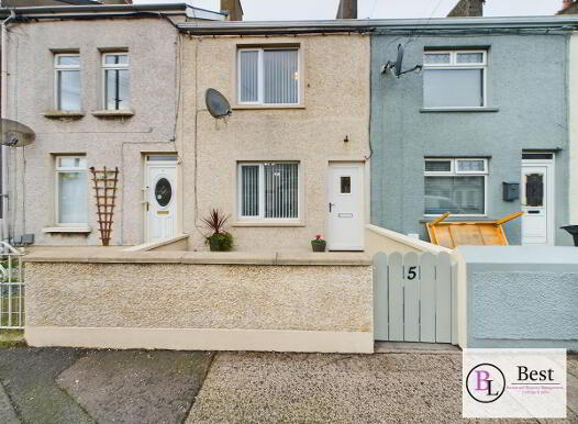 5 Newington Avenue, Larne, BT40 1NN photo