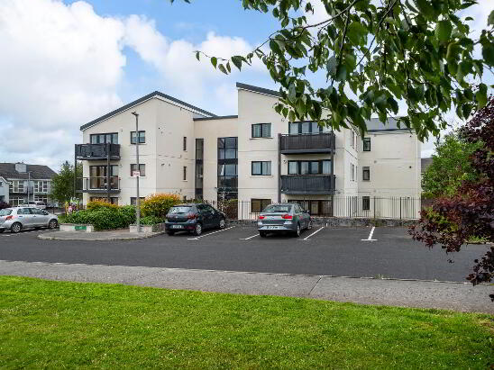 Photo 1 of 1 Montery Pine, River Village, Monksland, Athlone