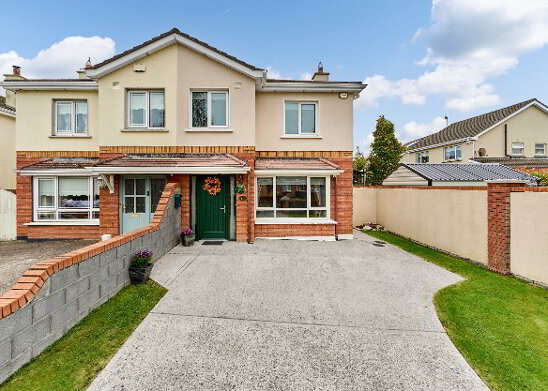 Photo 1 of 23 Oakleigh, Longwood