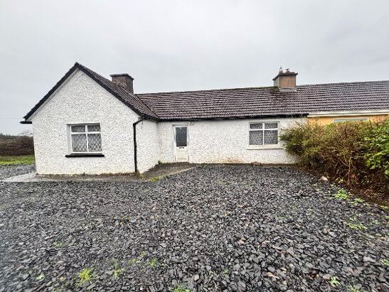 Photo 1 of Crown, Lissycasey