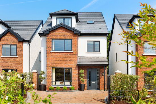 Photo 1 of 4 Bed Semi-Detached, Ardeevin Manor, Lucan
