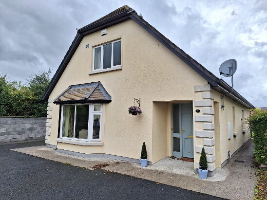 Photo 1 of 5 Brownshill Crescent, Chapelstown, Carlow Town