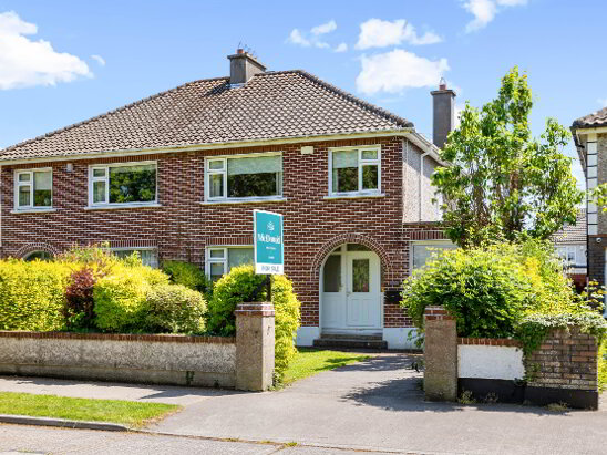 Photo 1 of 101 Lucan Heights, Lucan