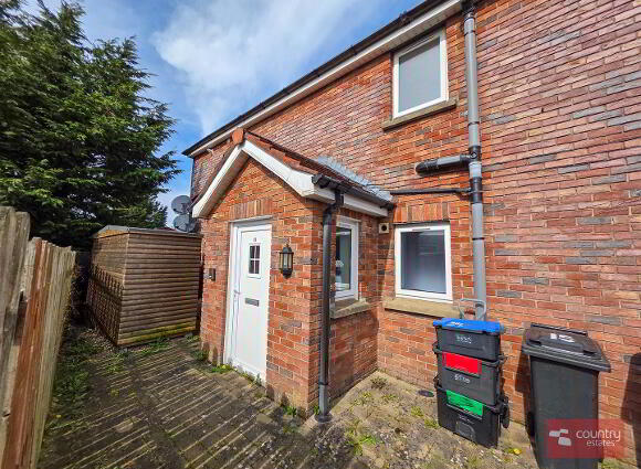 15 Courthall Mews