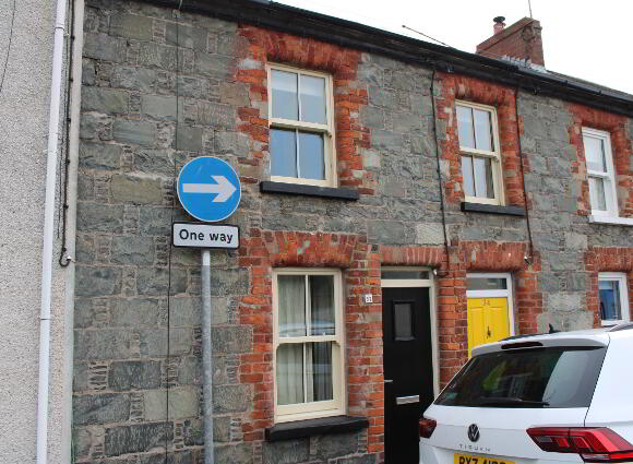 32 Shore Street