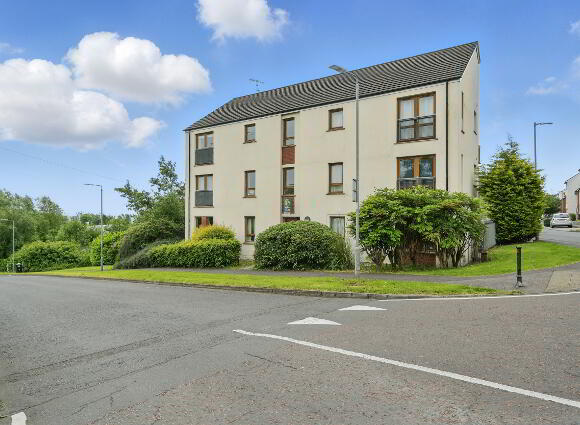 2f Heath Lodge Ave