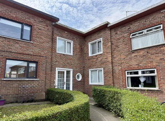 12 Lissan Close