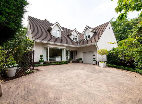 "Brambles", 12b Lenamore Avenue