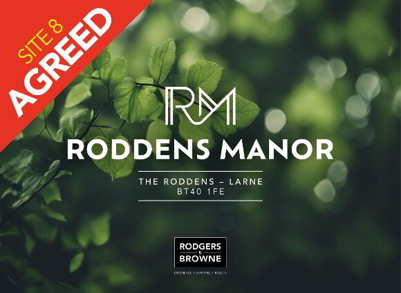 8, Roddens Manor, The Roddens, Larne, BT40 1FE photo