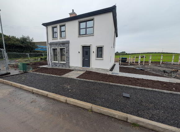 4 Bed Detached House, Chestnut Manor, Magheralane Road, Randalstown, BT41 2NT photo