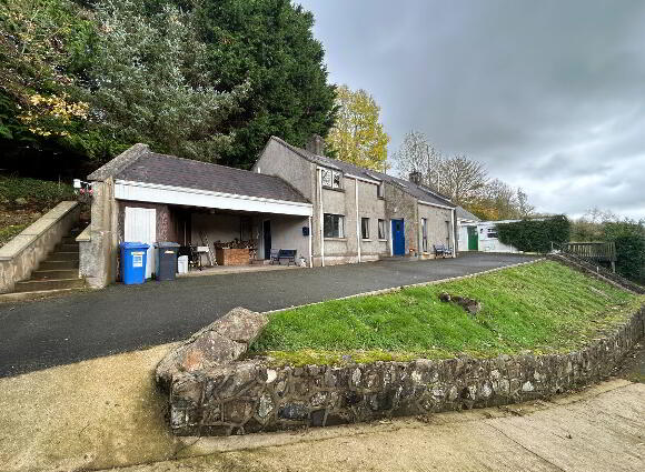 Bluebell House And Annie's Cottage, 39 & 41 Springhill Road