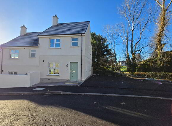 House Number 4, Castletown Brae, Castletown Brae, Fintona, Omagh photo