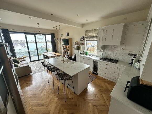 Photo 1 of "CASA DEL MAR" Dhu Varren, Portrush