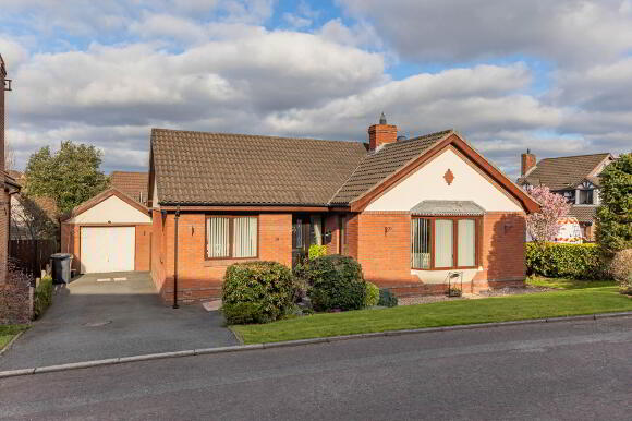 Photo 1 of 14 Ascot Crescent, Lisburn