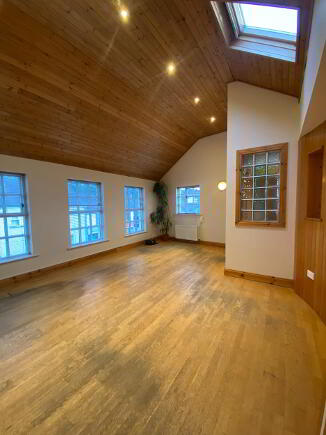 Photo 1 of 8a Ballynahinch Street, Hillsborough