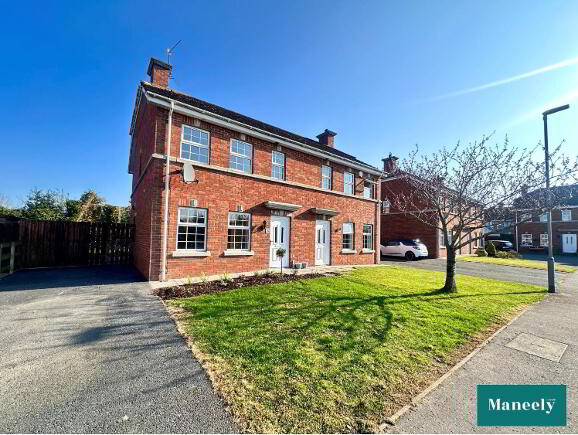 Photo 1 of 19 Waringhall Place, Waringstown