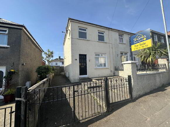 Photo 1 of 18 Silverstream Gardens, Ballysillan, Belfast