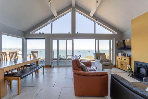 Photo 1 of 8b Andrews Shorefield, Groomsport, Bangor