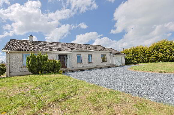 Photo 1 of 1a Hillsborough Road, Moira, Craigavon