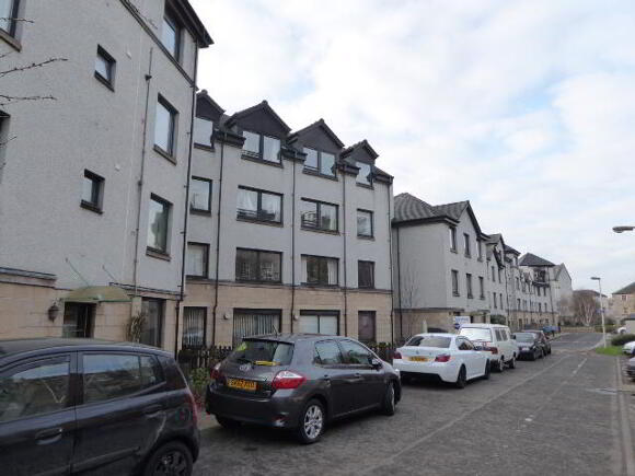 Photo 1 of 18 Hermits Croft, Newington, Edinburgh