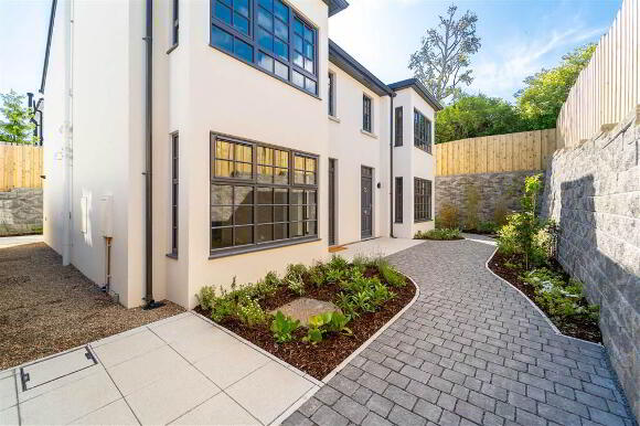 Photo 1 of 70 Groomsport Road, Bangor