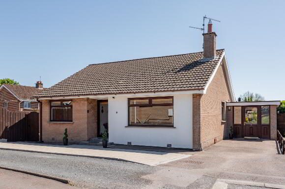 Photo 1 of 9 Leydene Court, Lisburn