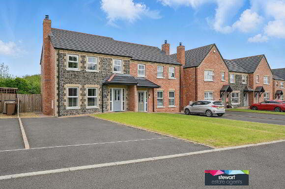 Photo 1 of 14 Glebe Close, Magheralin