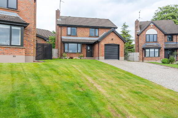 Photo 1 of 6 Waringfield Crescent, Moira