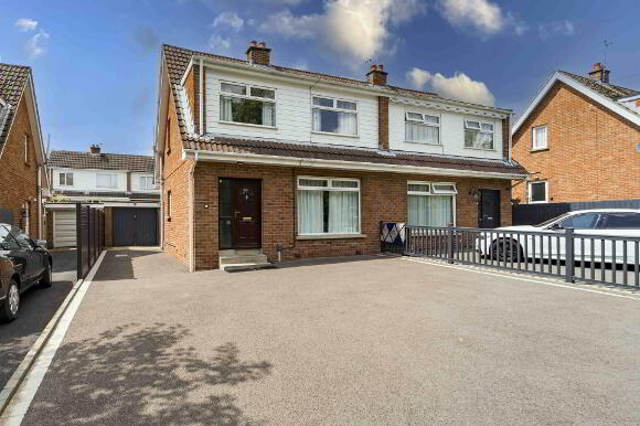 Photo 1 of 6 Cloverdale Crescent, Lisburn