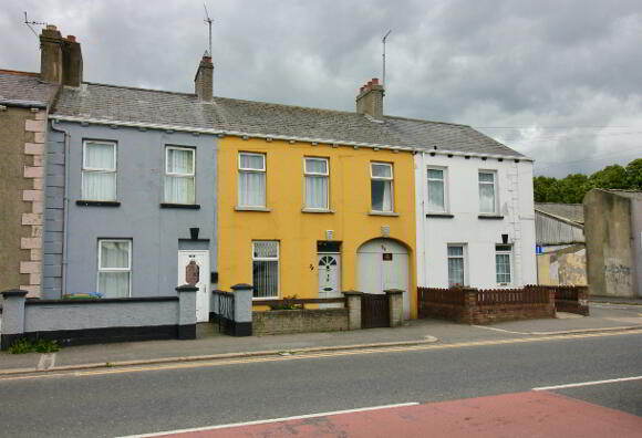 Photo 1 of 38 Avenue Road, Lurgan
