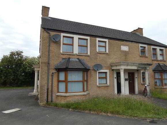 Photo 1 of 10 Aylesbury Court, Newtownabbey