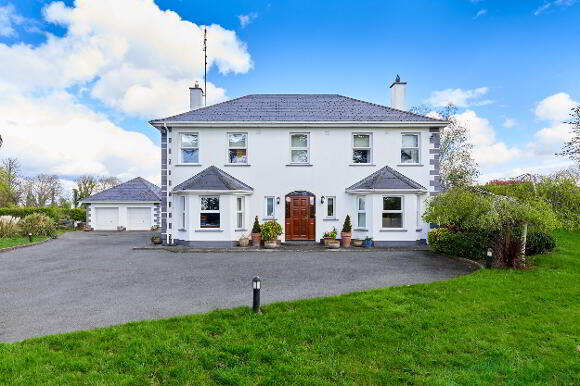 Photo 1 of An Tinil, Freffans Little, Trim