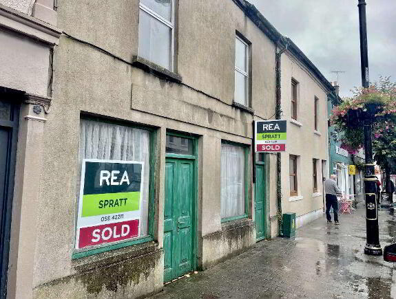 Photo 1 of 10 Main Street, Lismore