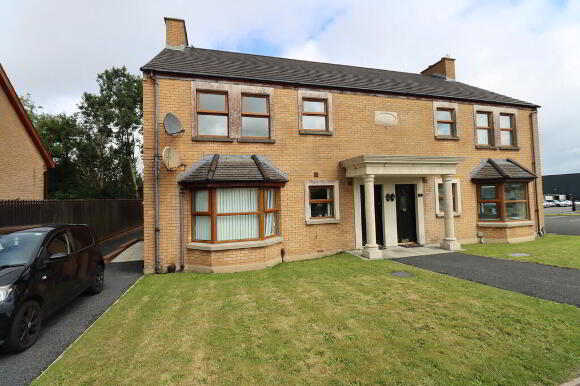 Photo 1 of 7 Aylesbury Avenue, Newtownabbey