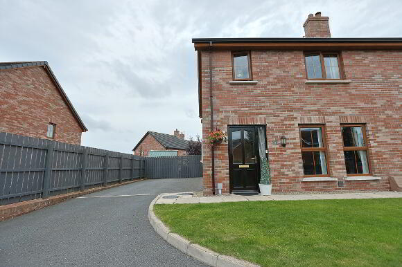 Photo 1 of 4 Lacehill Park, Portadown, Craigavon