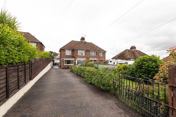 Photo 1 of 23 Sarajac Crescent, Belfast