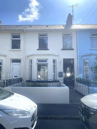 Photo 1 of 15 Iona Terrace, Londonderry