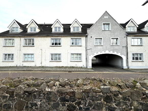 Photo 1 of 11 Essex Court, Carrickfergus