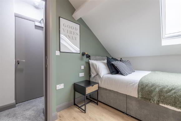 Beersbridge Road-66.jpg