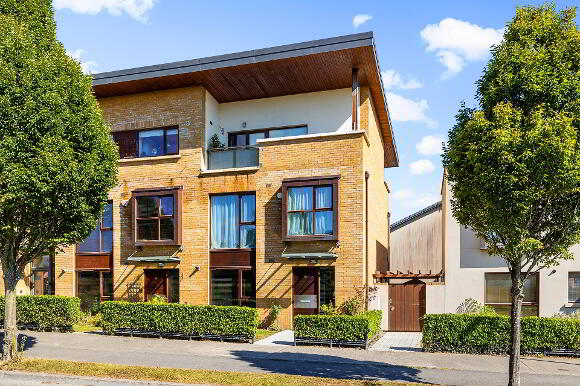 Photo 1 of 16 Castlegate Heath, Adamstown, Lucan