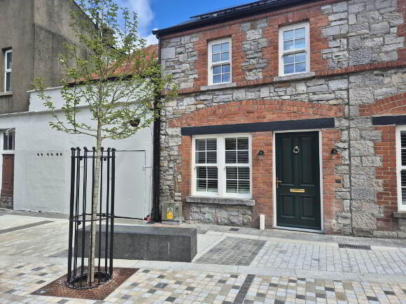 Photo 1 of 1 Old Cornmarket, Navan
